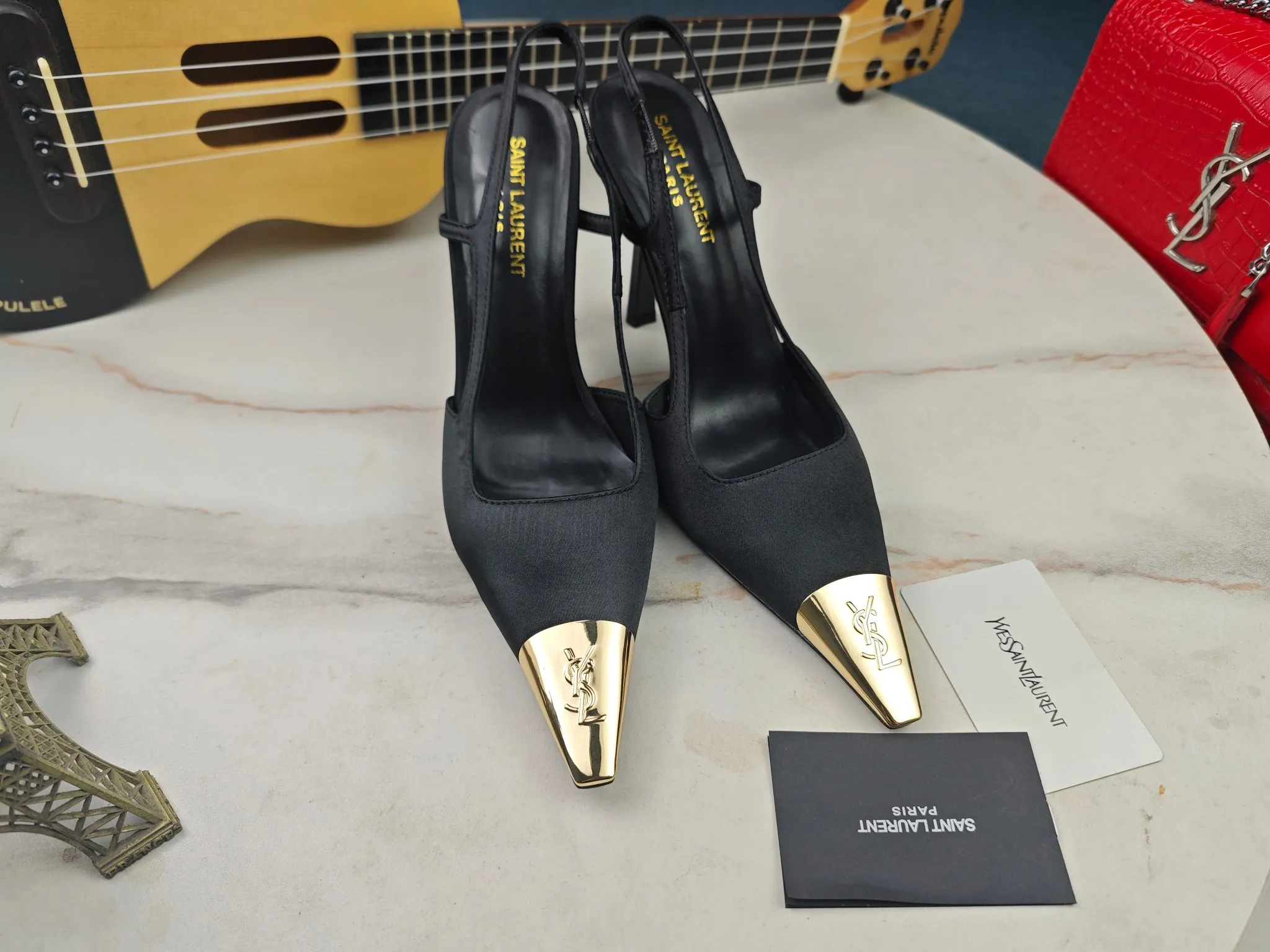 👟👟Ex-factory price 560👟👟【Saint Laurent】Yves Saint Laurent, high-heeled YSL sandals💃2024 early autumn counters are synchronized with the latest styles, YSL, and decorations👠 Classic and high-quality glamorous masterpieces, the hottest spring and summer series in the counter, with temperament, fashion, classic and attractive design style 😌The effect on the feet is particularly beautiful〰️, the material is imported from Italy, small black cow, imported black patent leather, lining, and foot pads; sheepskin, stiletto sandals, size 35-41 (34.41.42 must be customized, non-refundable) outsole; imported genuine leather outsole, complete with counter packaging